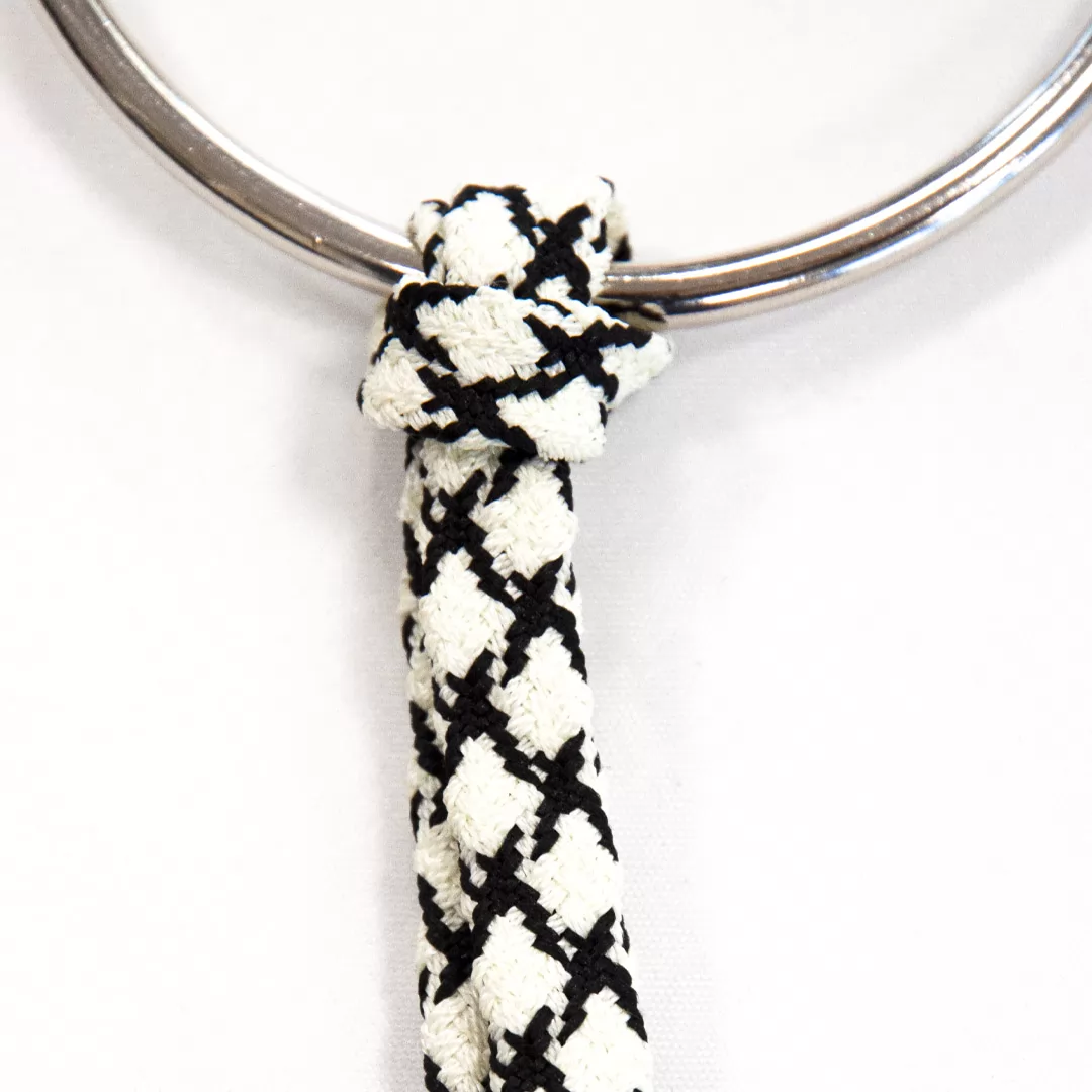 Laccio in filato fosforescente luminescente